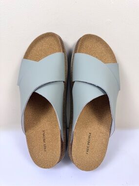 Free People Sidelines Footbed Sandals – Light Green Sz 39 (NWOB)